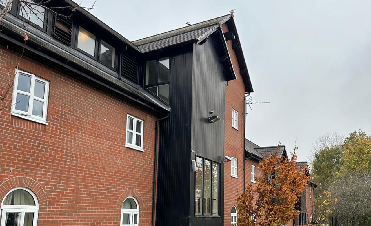 cladding feature 1